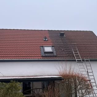 Arbetsbild från AAT Takvårds offentliga material